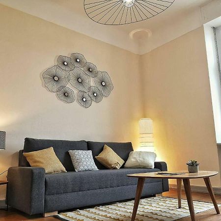 Le XI - Suite Colmar Gare - Parking Kültér fotó