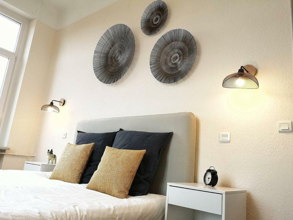 Le XI - Suite Colmar Gare - Parking Kültér fotó